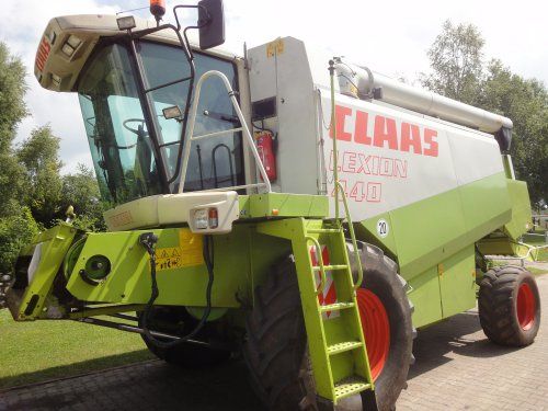 CLAAS LEXION 440